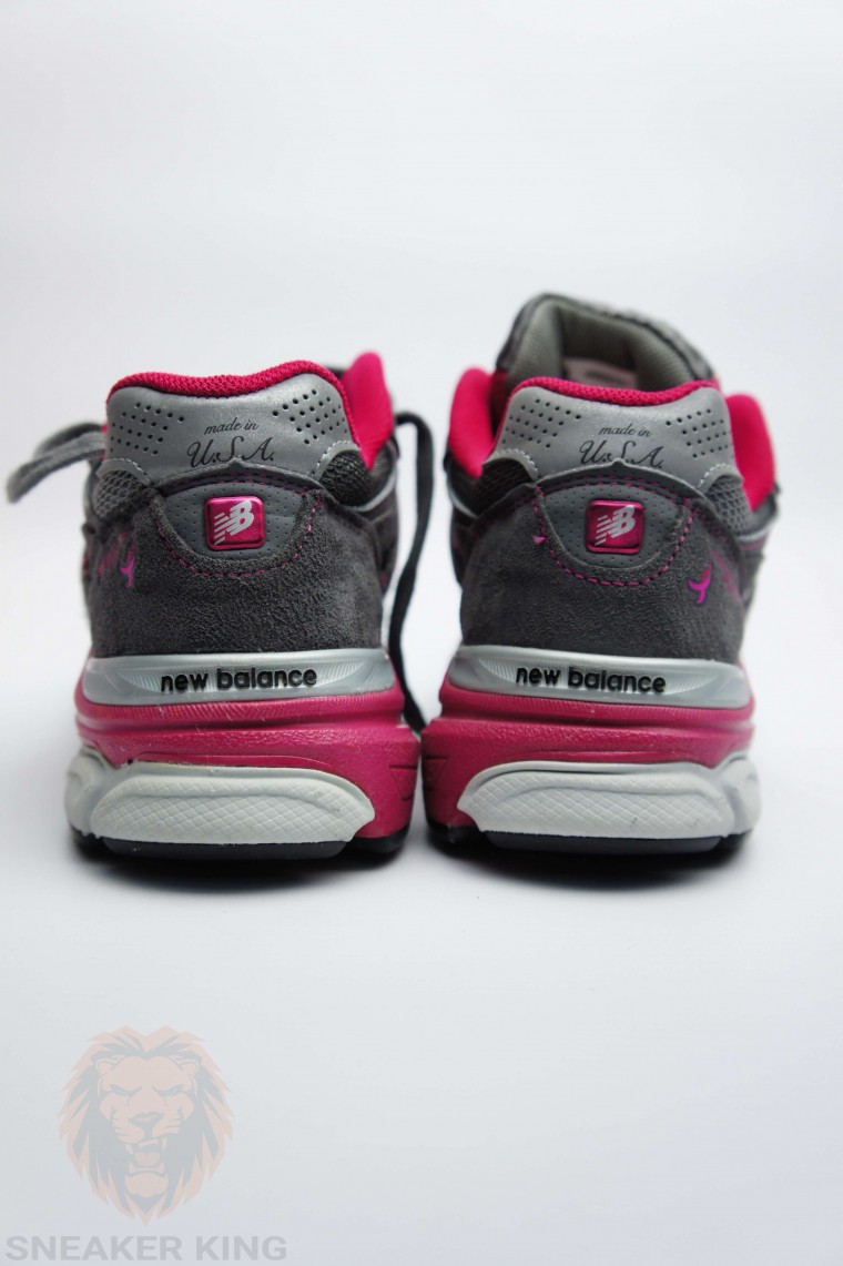 Кросівки New Balance w 990 KM3